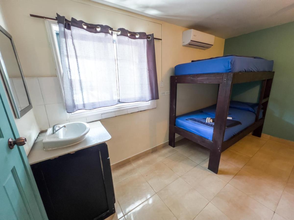 Aqua Lounge Hostel Bocas Town Exterior foto